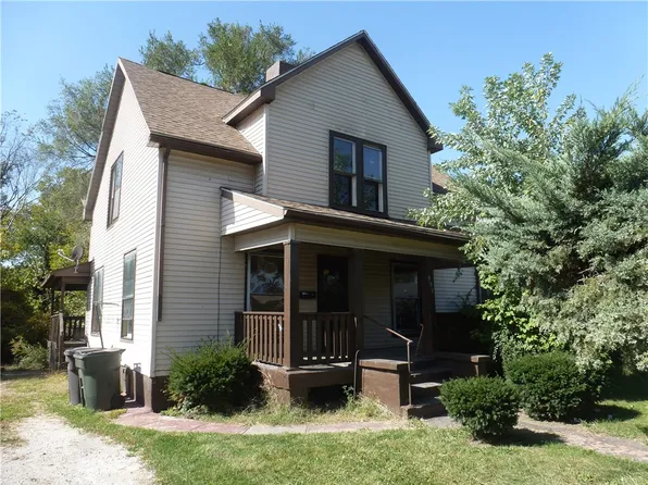 938 Robinson St, Danville, IL 61832