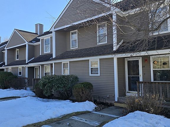 2nd image of 93 Pennacook Dr Unit 93