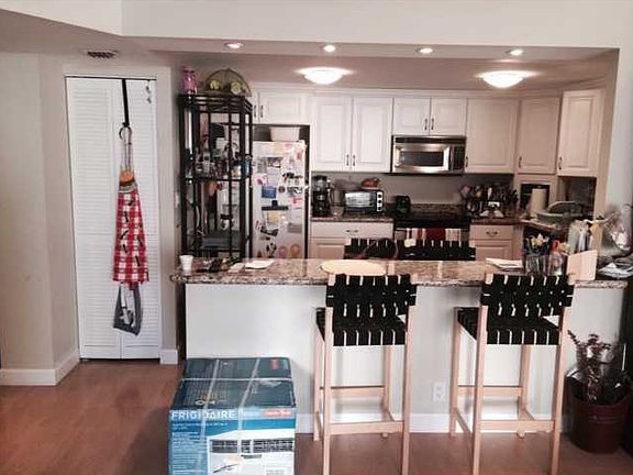 3rd image of 1865 Brickell Ave APT A1413