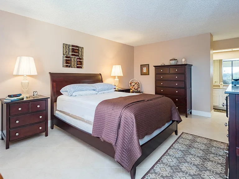 5188 Woodland Lakes Dr #335 — Photo 12