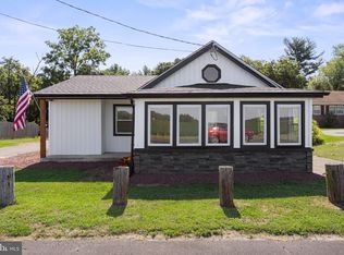 13 Vincentown Rd, Pemberton, NJ 08068