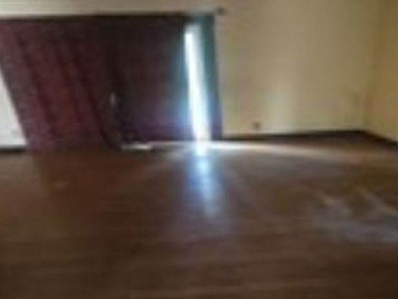 Additional Living Room