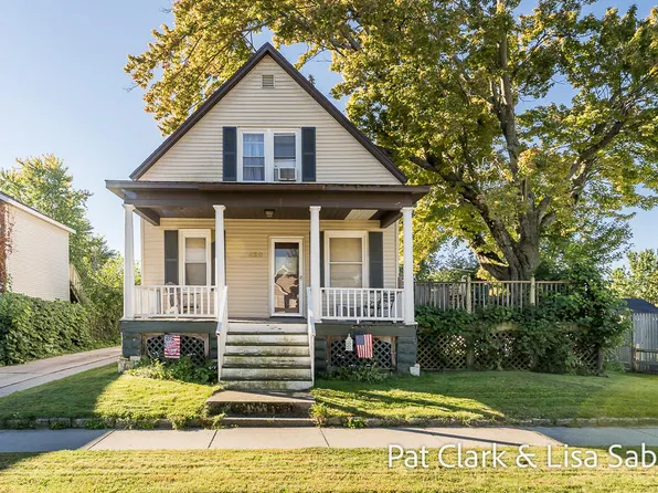 420 Monroe Ave, Grand Haven, MI 49417