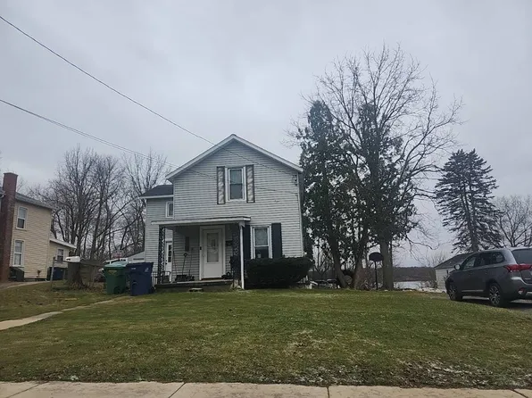 217 W State St, Cassopolis, MI 49031