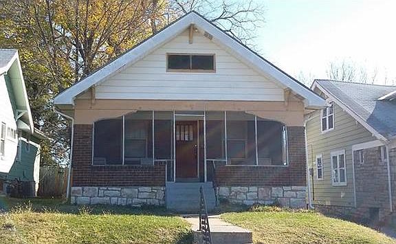 5th image of 4127 College Ave