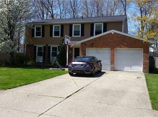 5824 Marine Pkwy, Mentor On The Lake, OH 44060