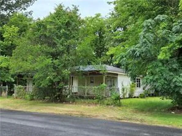 806 5th St, Natchitoches, LA 71457