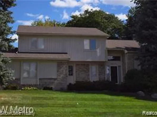 37270 Chesapeake Rd, Farmington Hills, MI 48335