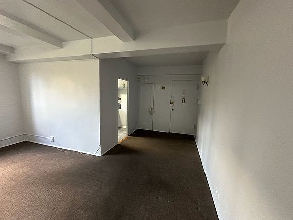 5th image of 1515 Metropolitan Ave APT 6F