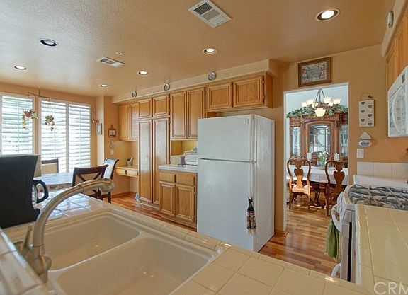 5th image of 14057 Stinson Ct