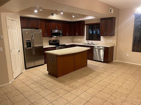 2nd image of 2150 W Alameda Rd Unit 1395