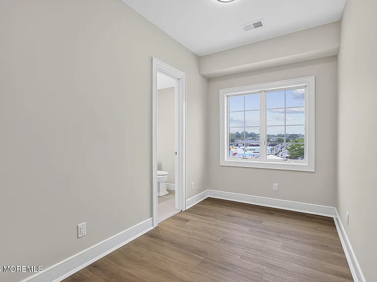 112 Brighton Ave #3B — Photo 9