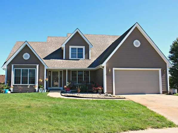 213 NW Somerset Ct, Ankeny, IA 50023