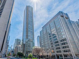180 University Ave #4604, Toronto, ON M5H 0A2
