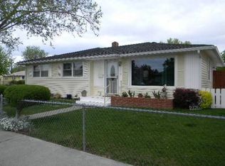 1715 W Pearl St, Pasco, WA 99301