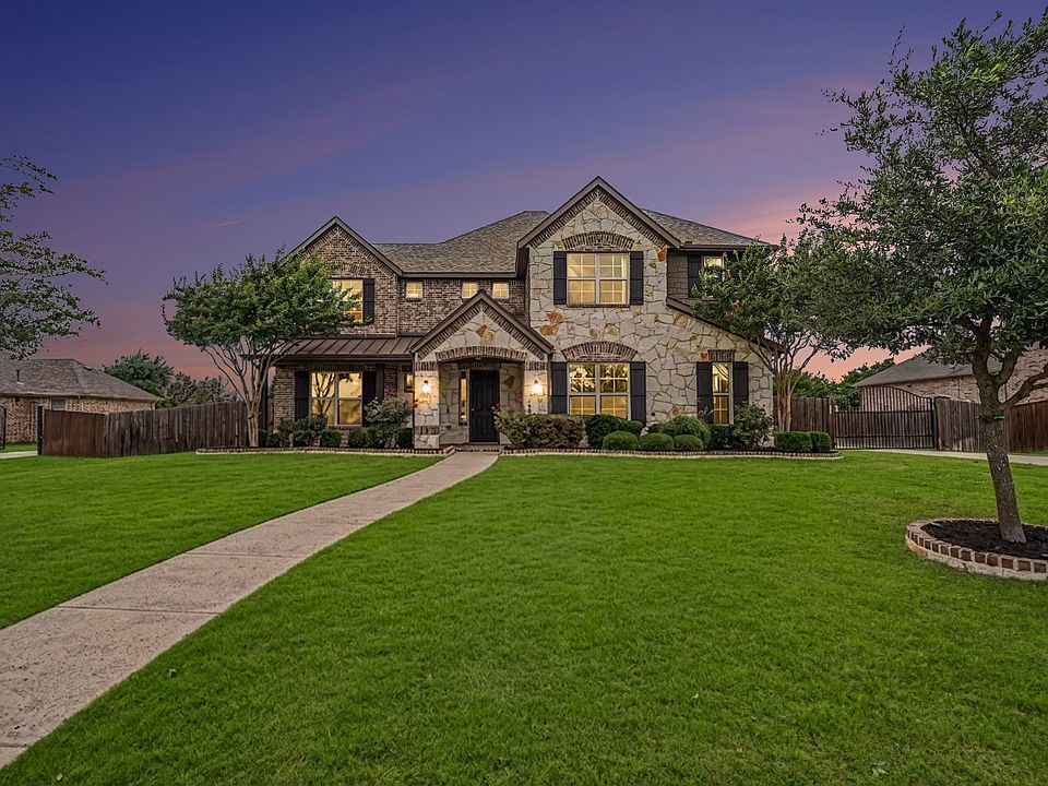 1st image of 273 Shallow Brook Dr