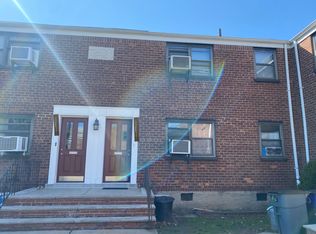 19917 19th Ave, Whitestone, NY 11357