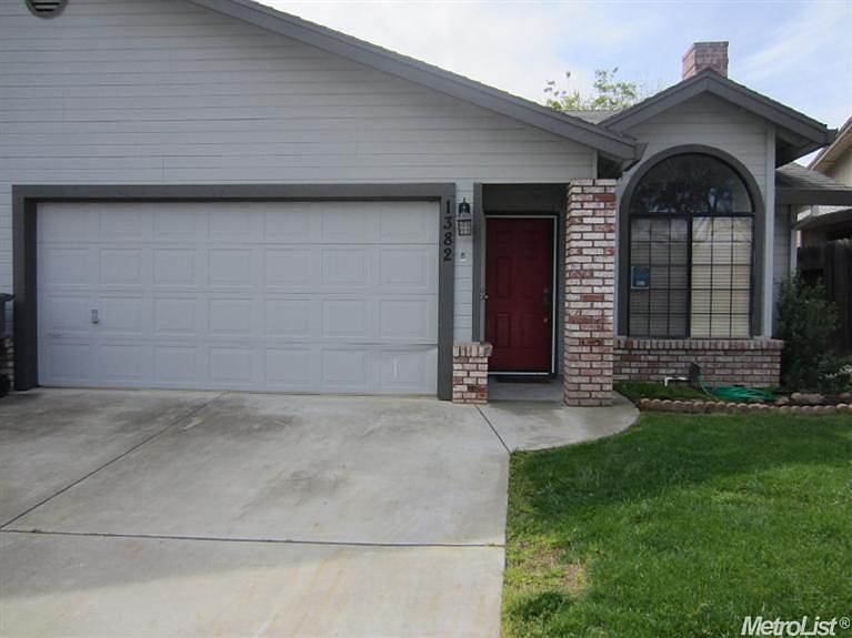 1st image of 1382 Coolidge Pl