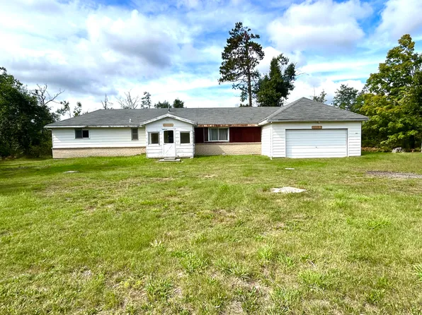 4360 Buttles Rd, Lewiston, MI 49756