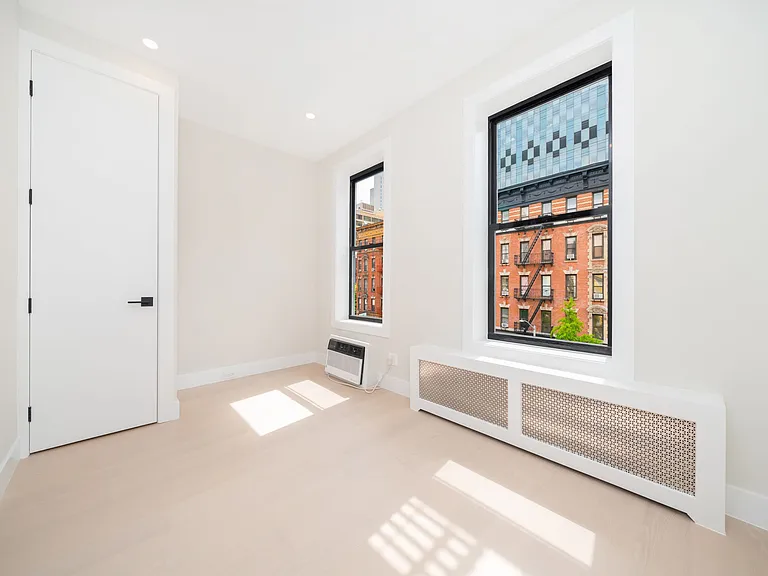1269 1st Ave #4B — Photo 9