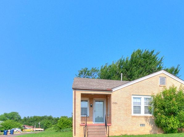 1501 NE Grand Blvd