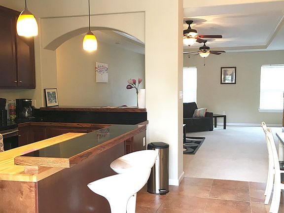 Kitchen to living room