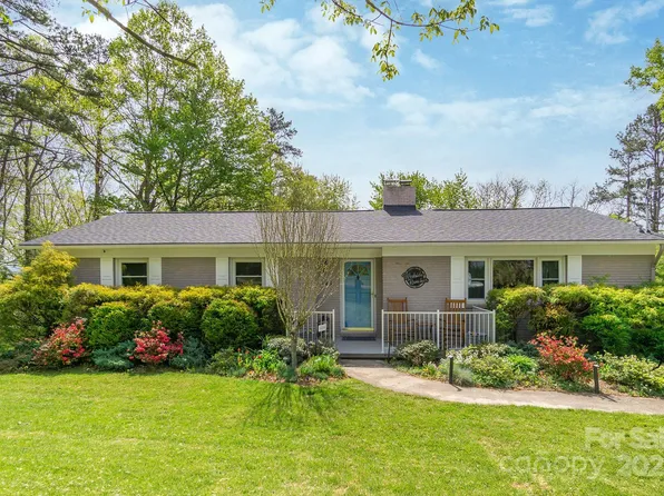 143 W Oakview Rd, Asheville, NC 28806