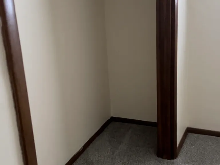 1039 E Elm St #1 — Photo 9