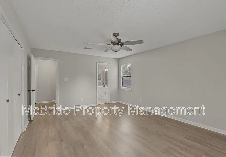 342 Village Square Dr — Photo 11