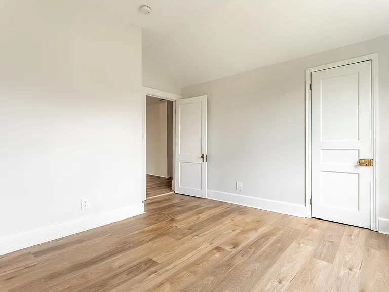2526 Blair Blvd #B — Photo 13