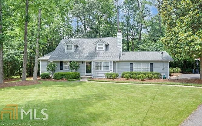 2nd image of 194 Jane Cir