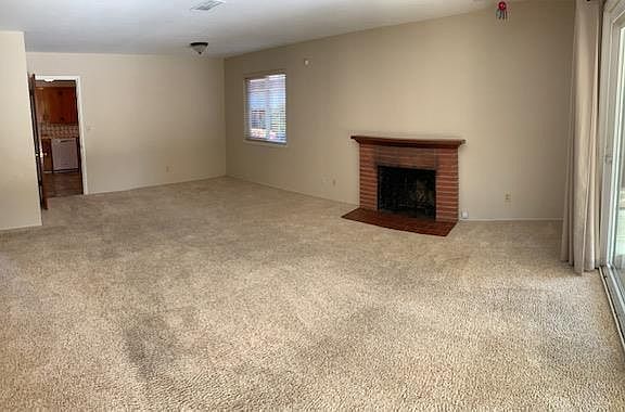 3rd image of 1134 Blair Ave