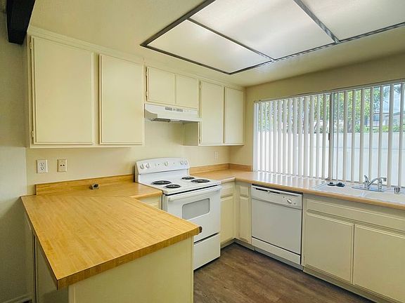 3rd image of 5177 Teton Ln