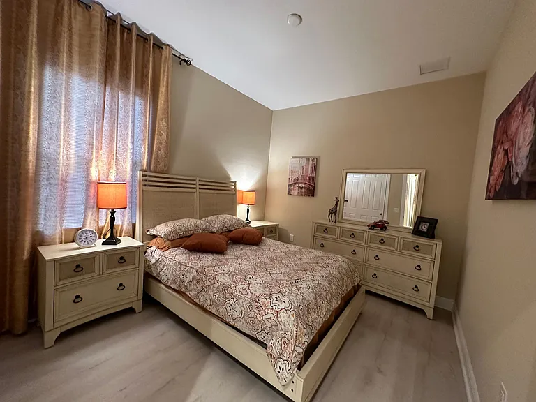 10153 Belcrest Blvd — Photo 12