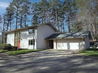 102 Bervie Ct, Cary, NC 27511