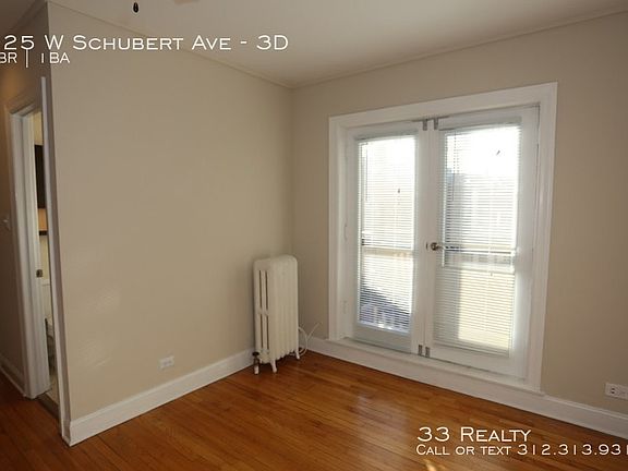 5th image of 925 W Schubert Ave #3D