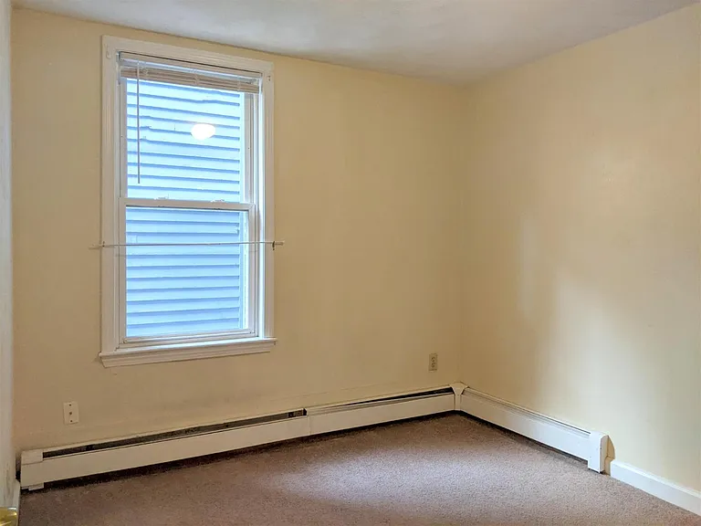 9 Banks St #2 — Photo 22