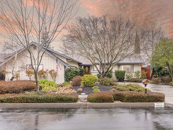 2nd image of 1015 Dellbrook Dr