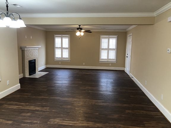 3rd image of 533 Liberty St