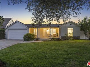 11814 Hesby St, Valley Village, CA