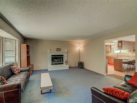 5th image of 7620 182nd Ave E