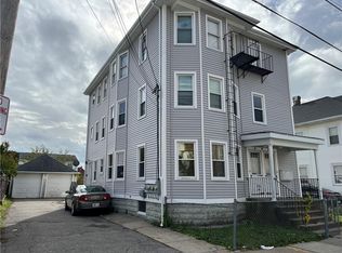 14 Privet St, Pawtucket, RI 02860