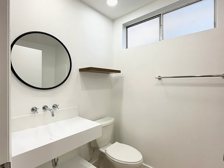 839 N Hayworth Ave #104 — Photo 12