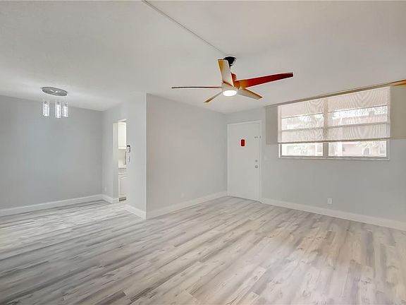 4th image of 3160 Holiday Springs Boulevard #211