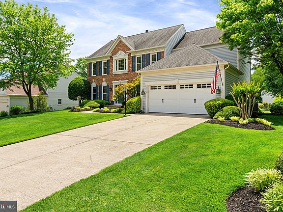 5th image of 12702 Purdham Dr