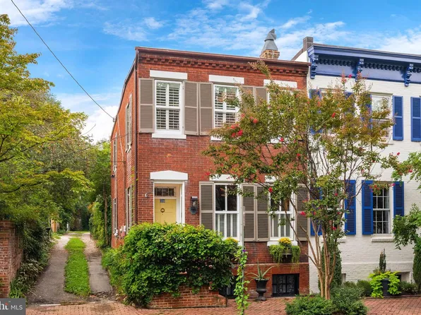 206 Wolfe St, Alexandria, VA 22314