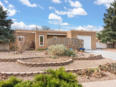 3300 Camino Cielo Vis, Santa Fe, NM, 87507