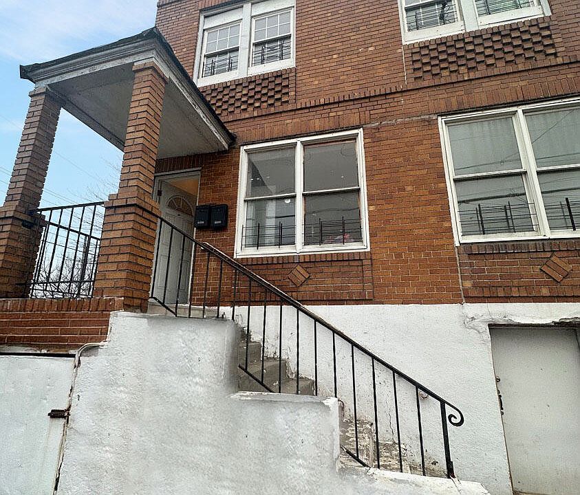 1st image of 173 Grandview Ave