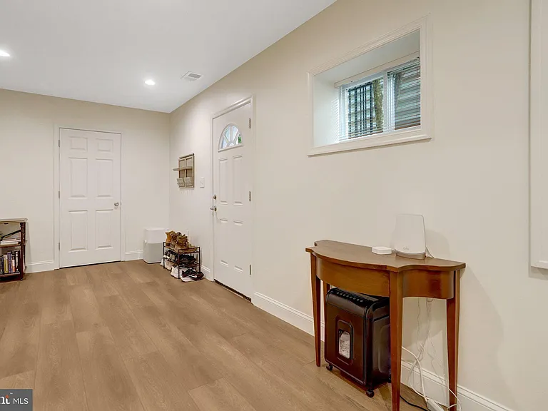 2862 Rosemary Ln — Photo 47