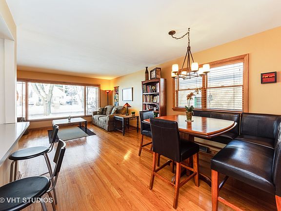 3rd image of 8023 N Ozanam Ave